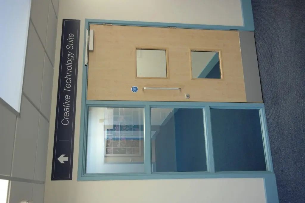 Avonbourne School, Bournemouth, Dorset — photograph 6 of 7