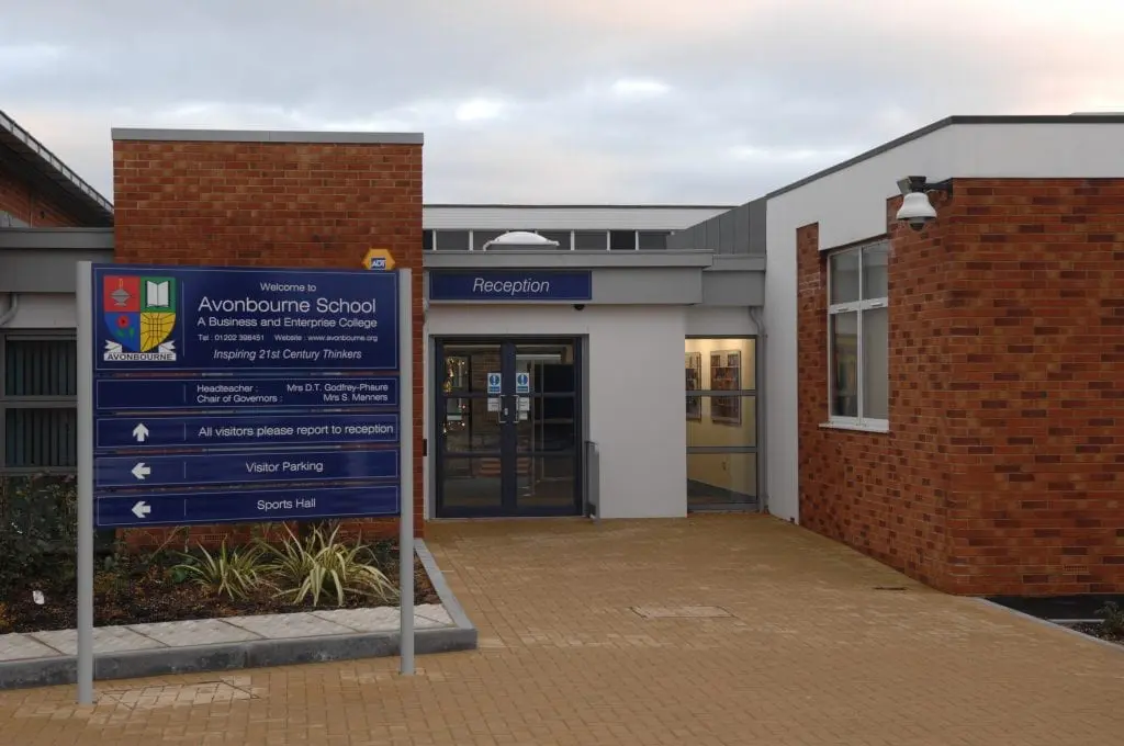 Avonbourne School, Bournemouth, Dorset — photograph 7 of 7