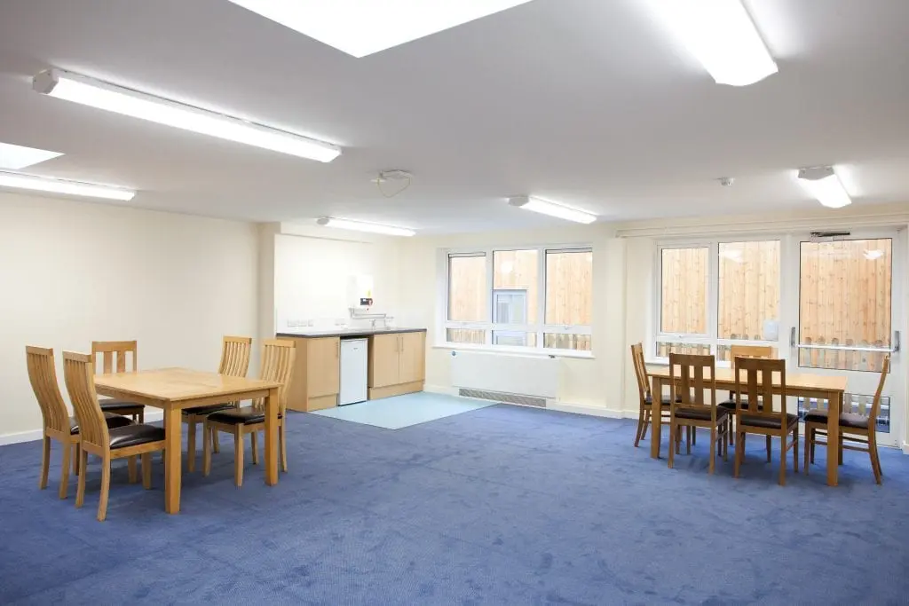 Heathlands School, Bournemouth, Dorset — photograph 9 of 16
