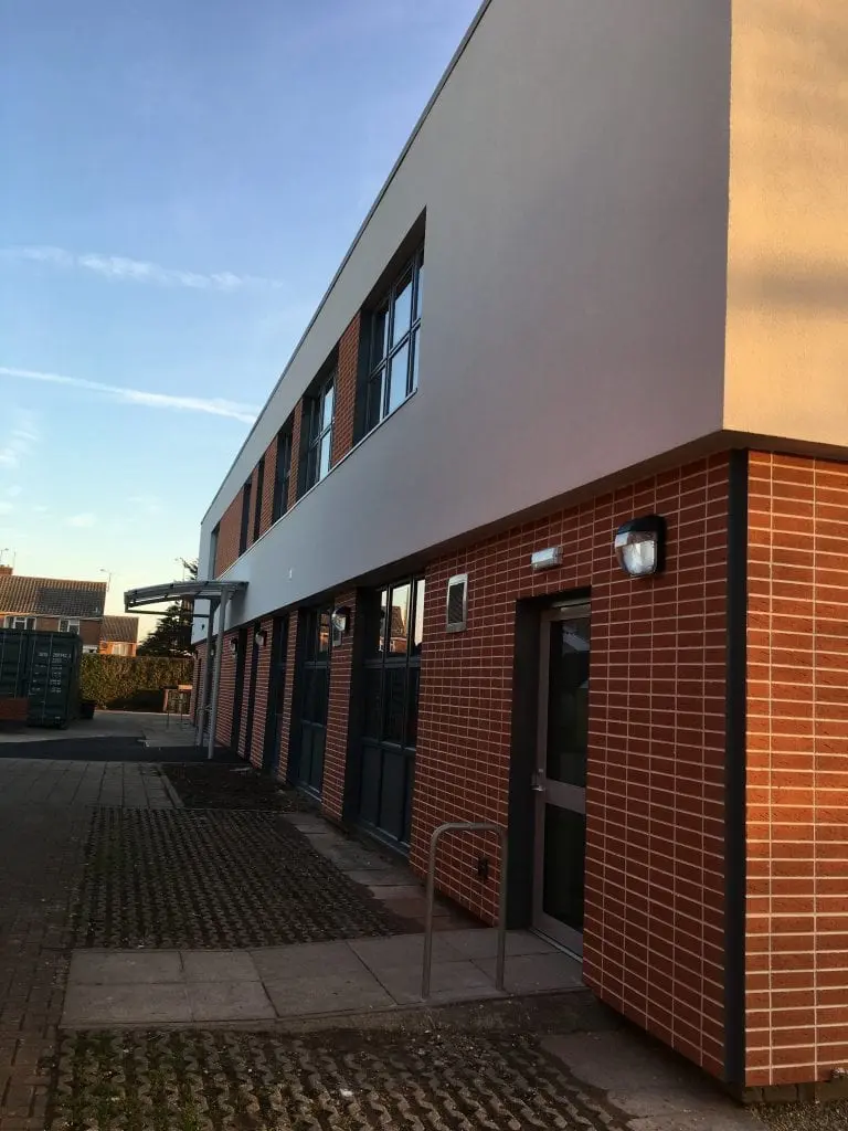 Alderwood School, Aldershot, Hampshire — photograph 6 of 7