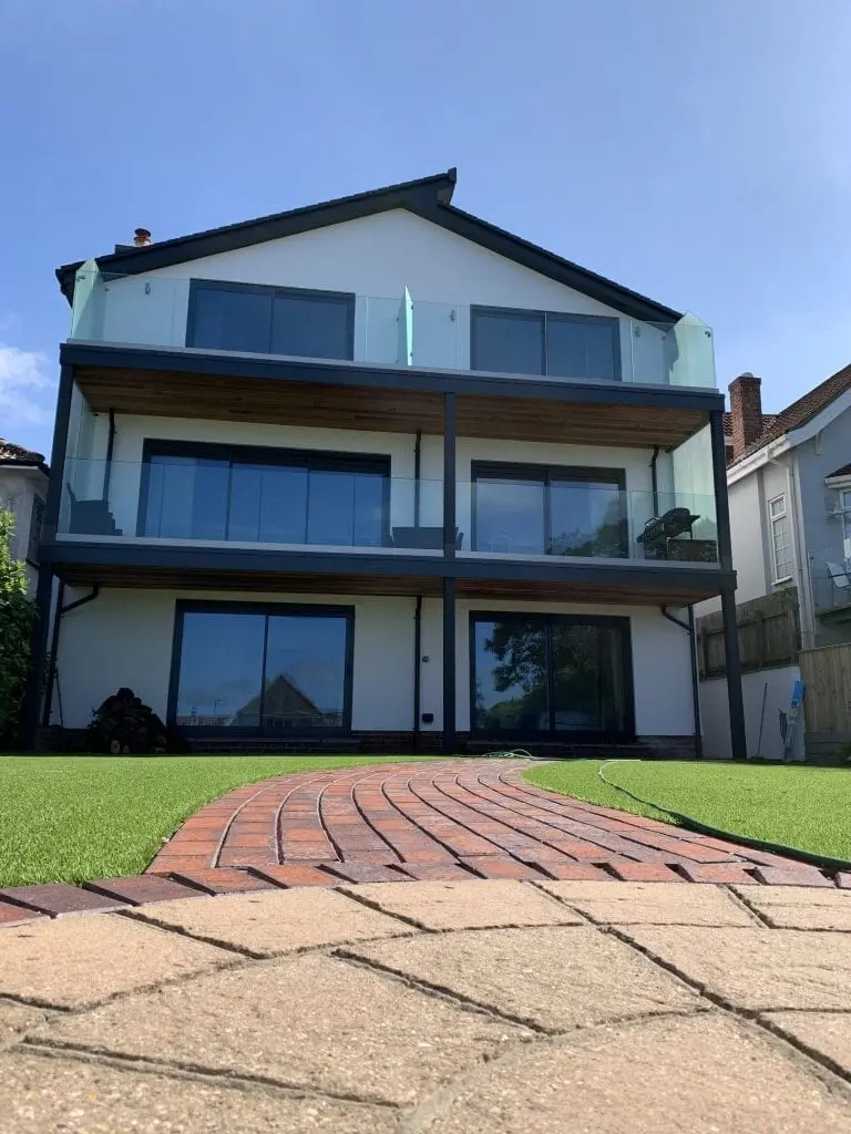Private House, Poole, Dorset — photograph 2 of 14